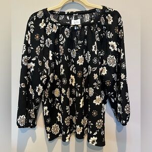 Croft & Barrow Black and White Patterned Top
